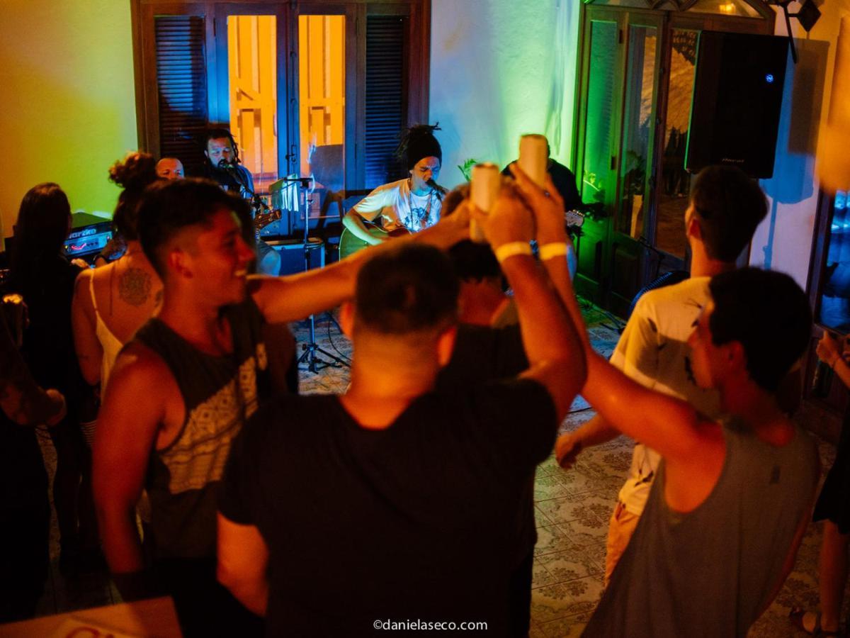 Hostel Na Praia - Hospedagens e eventos Ubatuba