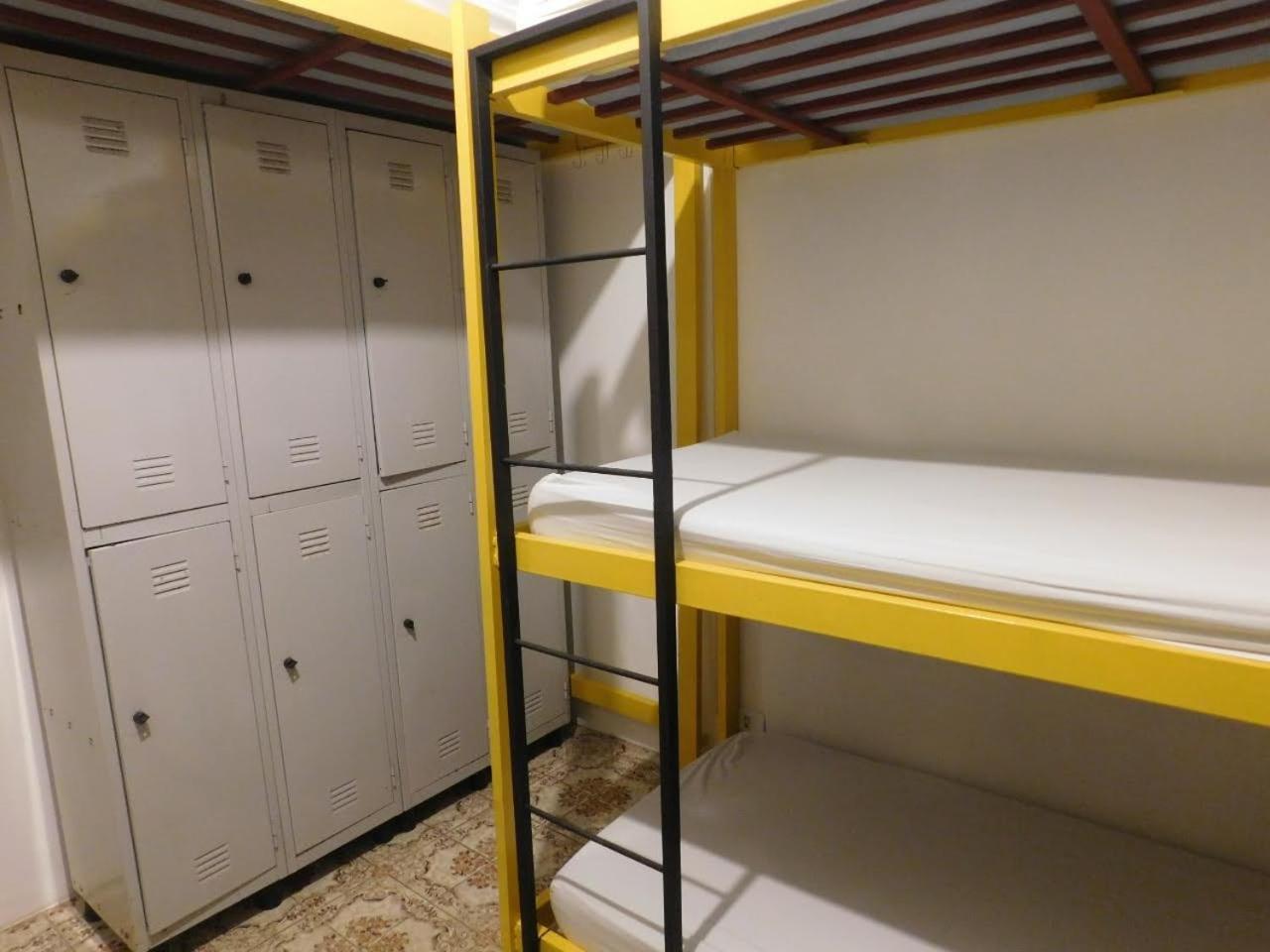 Hostel Na Praia - Hospedagens e eventos Albergue Ubatuba