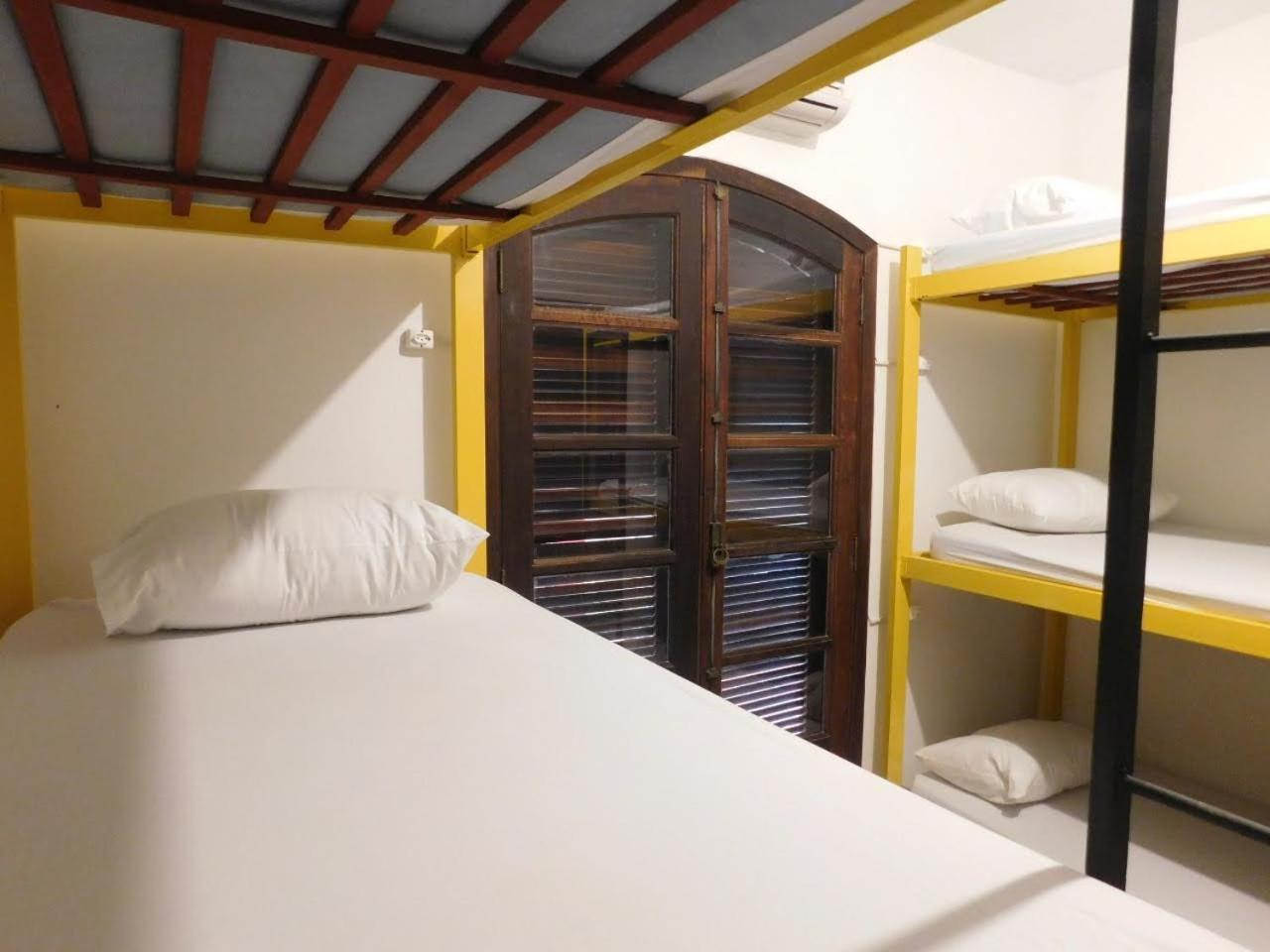 Hostel Na Praia - Hospedagens e eventos * Ubatuba